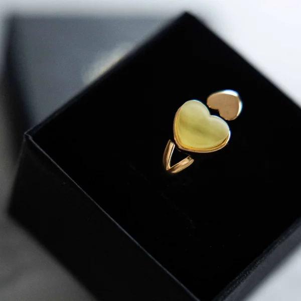 Кольцо серебряное с янтарём R9201ZM SunStone