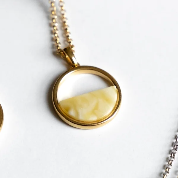 Кулон серебряный с янтарём P9220ZM SunStone