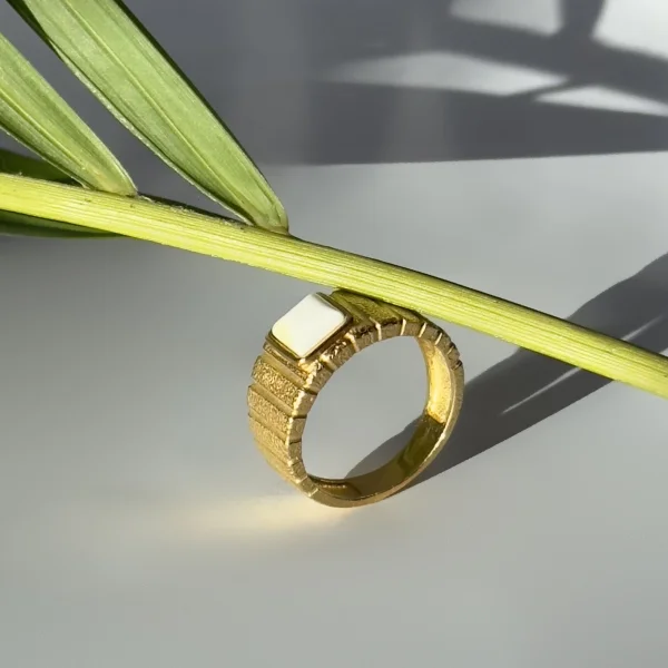 Кольцо серебряное с янтарём R20049ZM SunStone