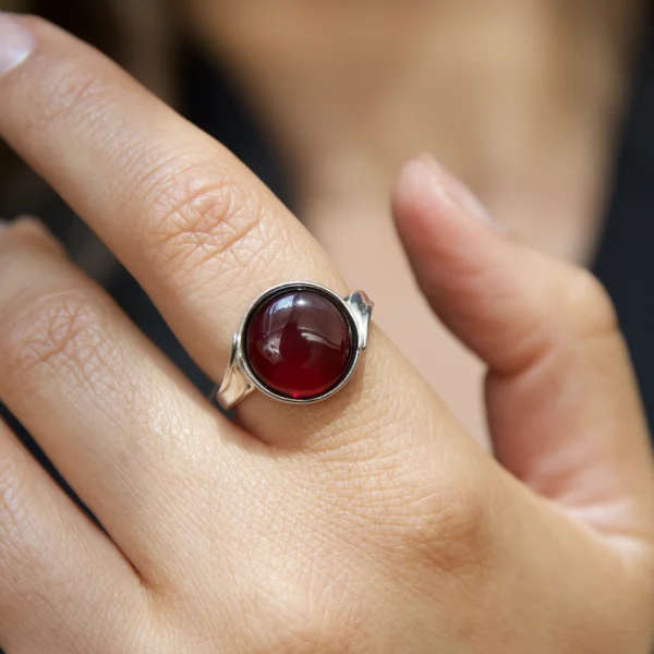 Кольцо серебряное с янтарём R9222SV SunStone