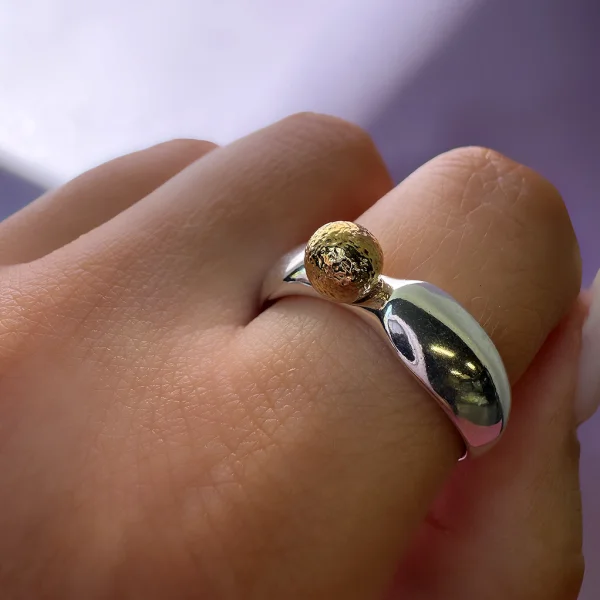 Кольцо серебряное R5009Q SunStone