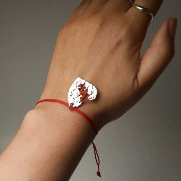 Серебряный браслет  на нитке W5043R011 SunStone