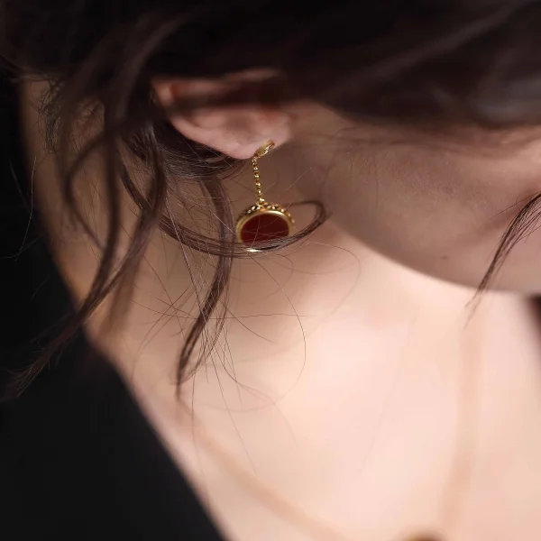 Серебряные серьги с янтарём E000002ZK SunStone