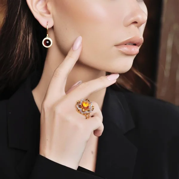 Кольцо серебряное с янтарём R000029ZK SunStone