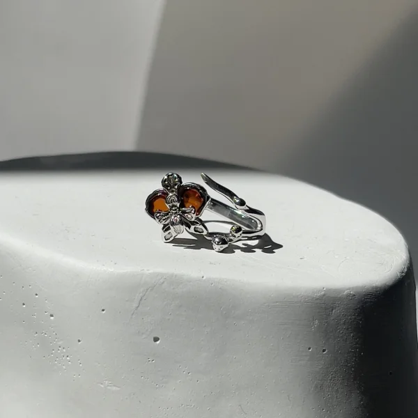 Кольцо серебряное с янтарём R9212RV SunStone