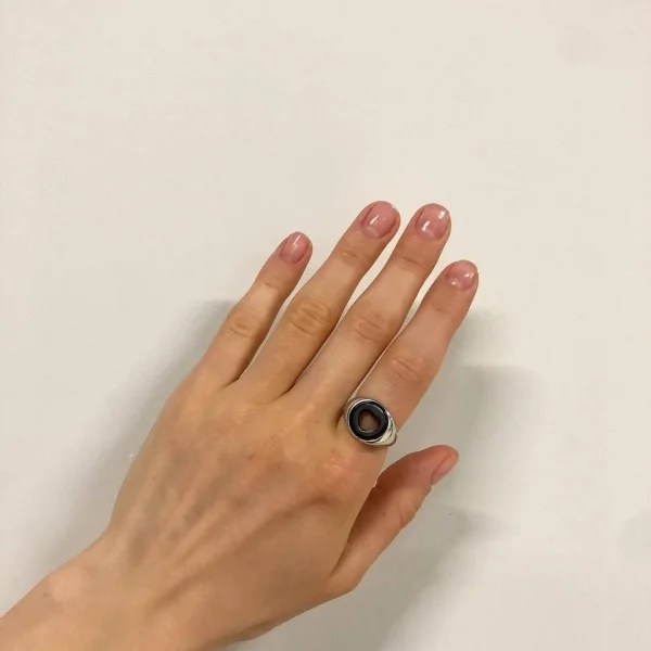 Кольцо серебряное с янтарём R9230RV SunStone